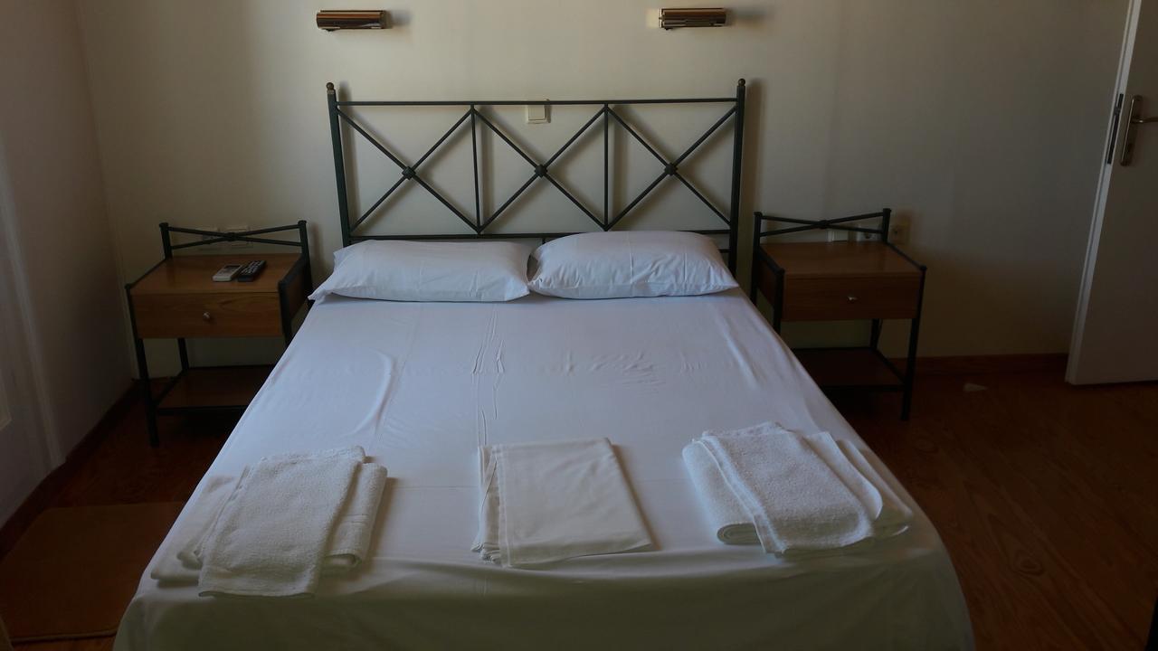 Aparthotel Xenodoxeio Patrai à Lefkáda Extérieur photo